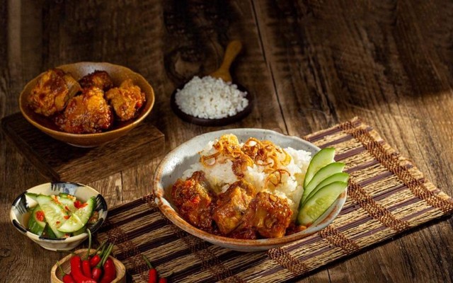 Xôi Sườn Kay - Bà Triệu
