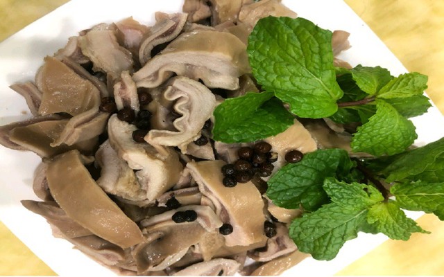 Cô Thượng - Xôi & Dạ Dày Hầm Tiêu - Nhà Hát