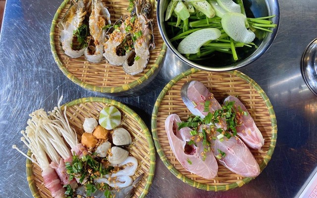 Lẩu 1 Người Bà Tâm