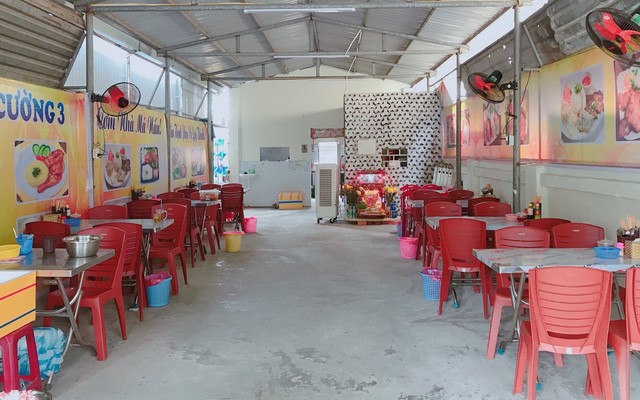 Cơm Hồng Cường - Nguyễn Phước Tần