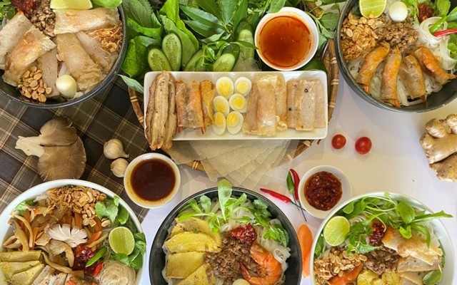 Chị Hai - Trộn & Cuốn - Dương Bá Trạc
