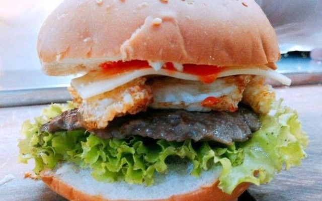 Pelican Bakery - Bánh Ngọt Bồ Nông - Lê Văn Lương