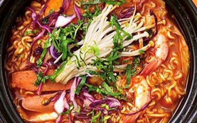 Mì Cay Hàn Quốc 418 - Lê Hồng Phong