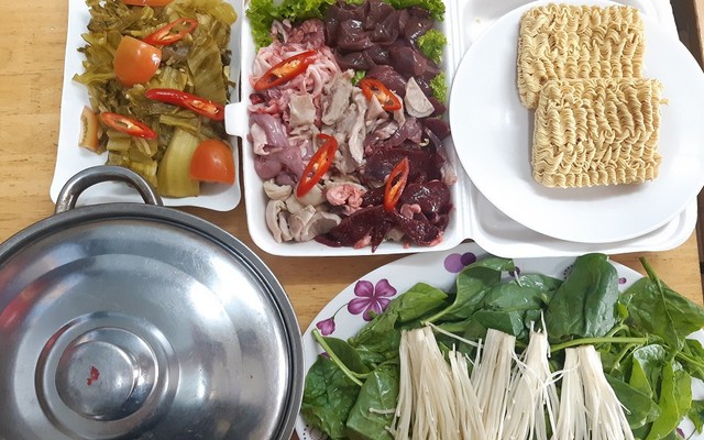 Phở Bò 5 Già - Lẩu Lòng Heo & Lẩu Bắp Bò Riêu Cua