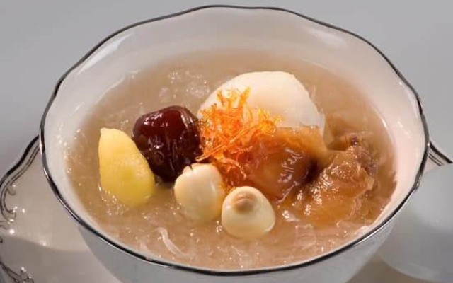 Yến Chưng Phương Liên