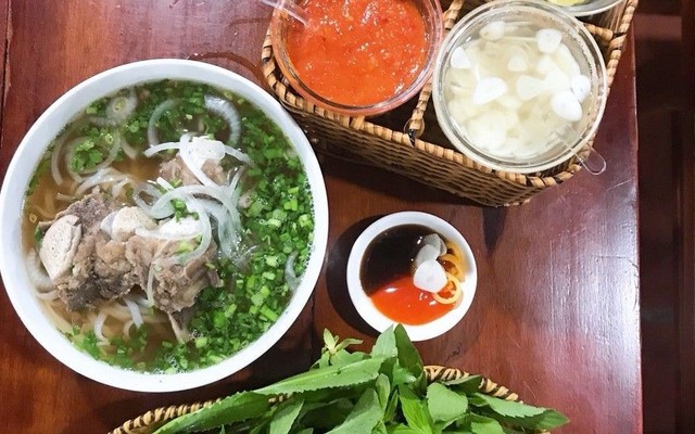 STEAKS MƯỜI - Phở Ba Chỉ Bò Mỹ & Phở Sườn Sụn - Bình Quới