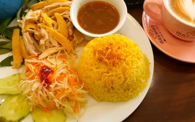 Cơm Gà Hội An & Bún Thịt Mọc - Bếp Linh Chi 1
