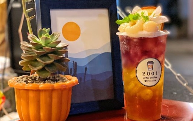 2001 Coffee & Tea -  Đường 22/12