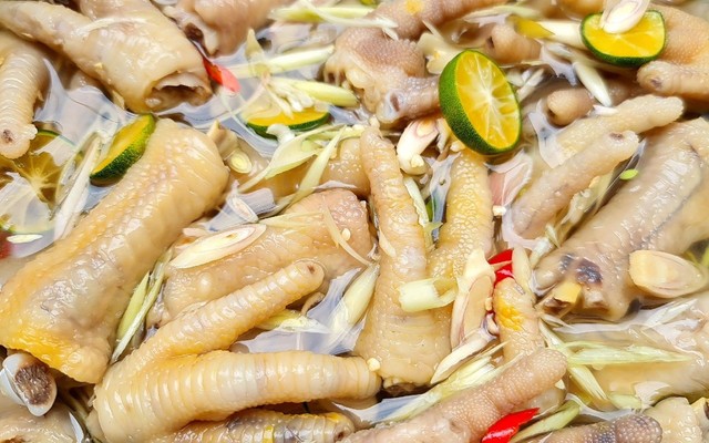 Becozy - Chân Gà Sả Tắc - Dương Thị Mười