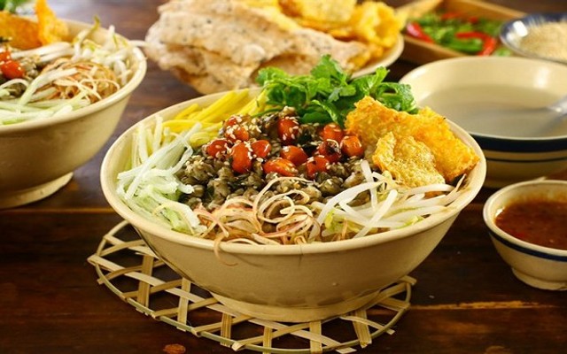 Quán Thủy - Cơm Hến - Lý Thái Tổ