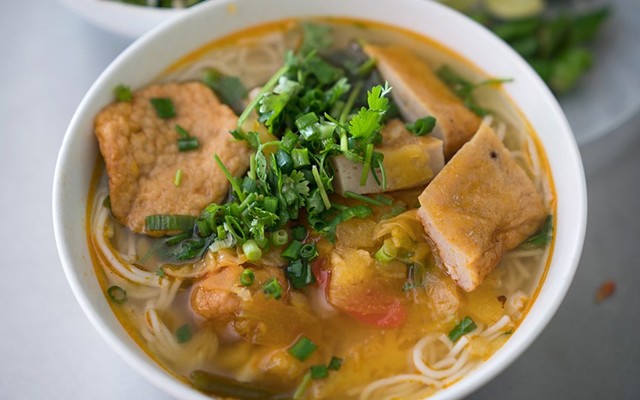 Bún Chả Cá Hồng Huệ - Trần Đình Tri