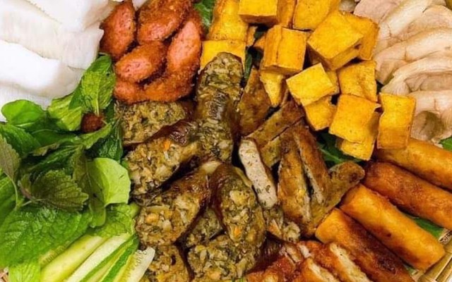 Quán Bún Đậu - Xôi & Bánh Mỳ - 300 Định Công