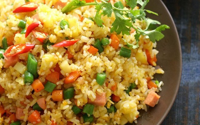 Cơm Chiên A.Mập - Cù Chính Lan