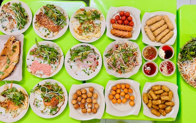 Bánh Ép Huế Tâm Heo - Trần Cao Vân