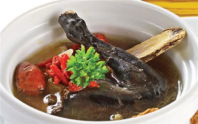 Phương Bắc Farm - Gà Ác Tiềm Thuốc Bắc - Đường Số 20