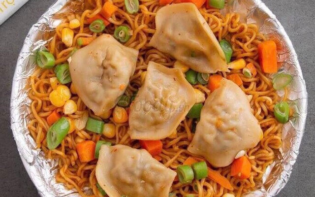 Mì Trộn Indomie & Cá Viên Chiên Mắm - Bếp Gạo