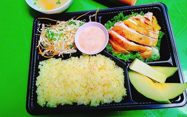 Trang Anh Quán - Cơm Gà & Chân Cánh Gà Nướng - Giáo Xứ Thuận Hoà