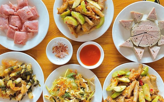 Tây Coffee & Beer Chill - Lê Quý Đôn