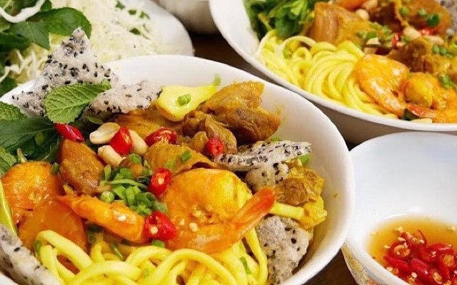 Tiệm Xứ Quảng - Mì Quảng & Bánh Xèo Miền Trung - Đinh Tiên Hoàng