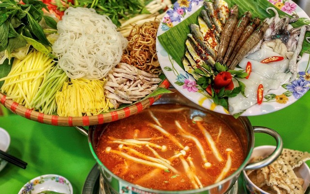 Quán Anh Đầu Bếp - Lẩu Thả & Chả Cuốn Cá Trích - Hai Bà Trưng