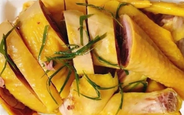 Ân Tám - Gà Ủ Muối & Đồ Ăn Vặt - Cầu Diễn