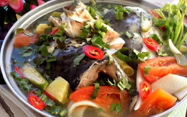 Lẩu Cá Sinh Đôi - Trương Đình Hội