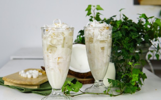 Phương Chi - Chè Dừa Dầm Hải Phòng & Ăn Vặt - 70 Lý Chiêu Hoàng