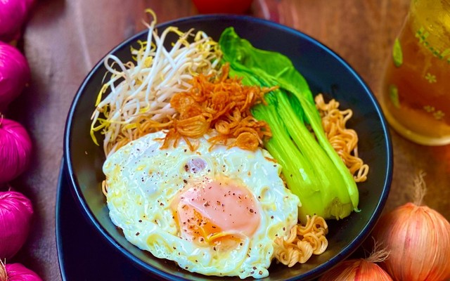 Chảo Đỏ - Mì Trộn & Cơm Chiên - Phan Huy Ích