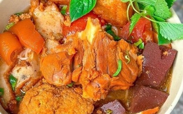 Bún Riêu Miền Tây Út Hồng