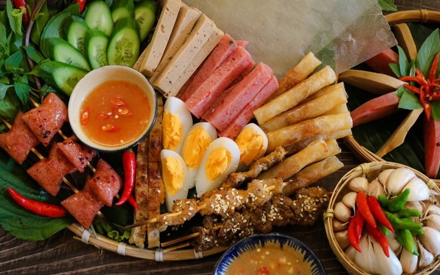 Bánh Cuốn Cuốn - Bánh Cuốn Gia Lai & Bún Mắm Nêm - Nguyễn Gia Trí