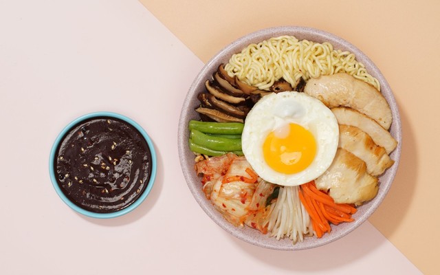 Daebak! Mì Trộn Hàn Quốc - Đường Số 11