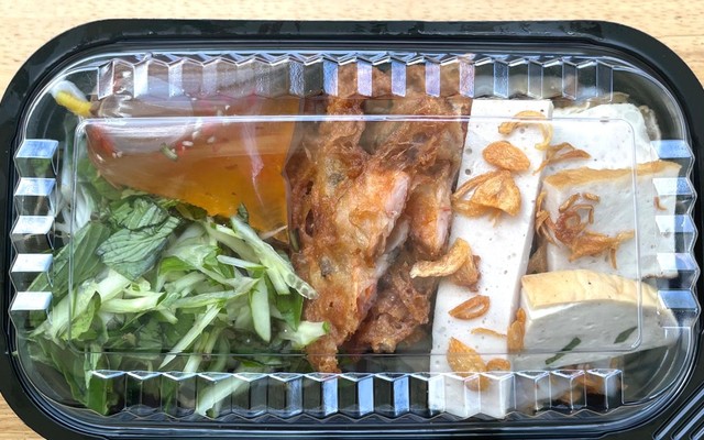 Bánh Cuốn Bà Năm - Đường Số 20