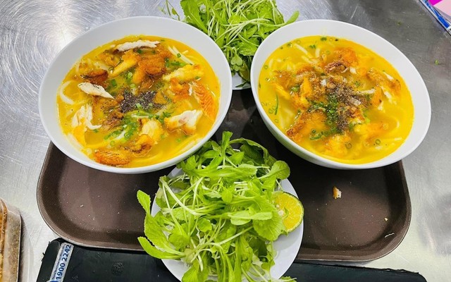 Bánh Canh Cá Lóc Cậu Cường Đô La Chi Nhánh Long Bình - Yết Kiêu