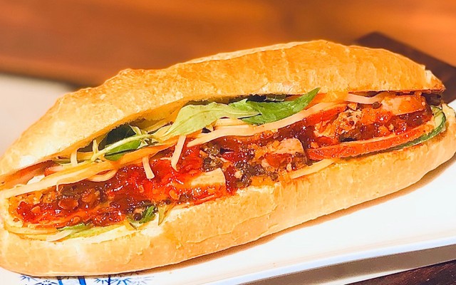 Thật Hội An - Bành Mì & Cơm Gà Hội An - Nguyễn Trọng Tuyển