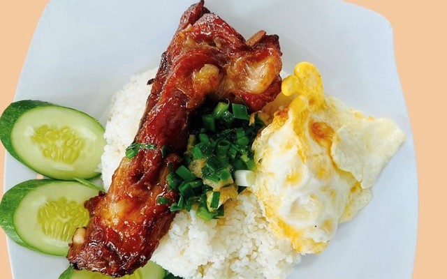 Cơm Tấm Nguyễn Khuyến - Trần Văn Xã