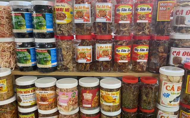 Tin Thuý - Chuyên Ăn Vặt Đặc Sản - Cổng Số 4 Chợ Đầm