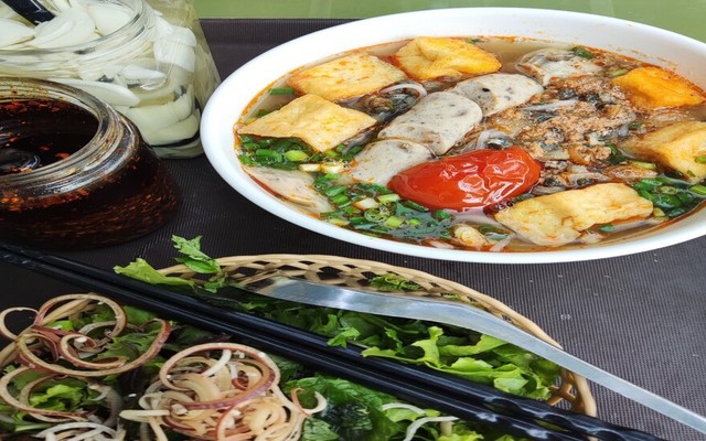 Bún Riêu Cua Cô Lan