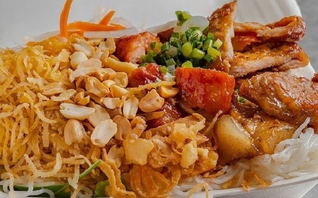 Thế Giới Bún Thịt Nướng - Phạm Ngũ Lão