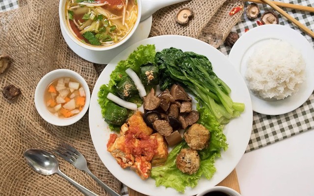 Quán Cơm Chay Việt - Nguyễn Thái Sơn