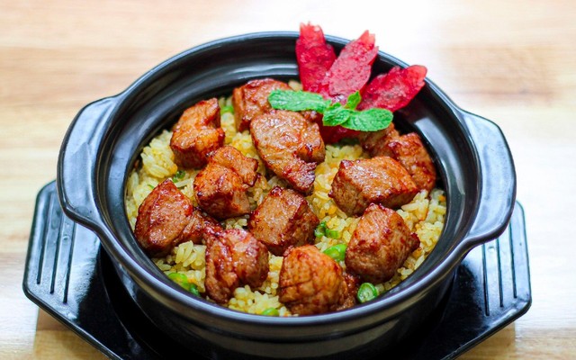 Vua Cơm Đảo - Khuất Duy Tiến