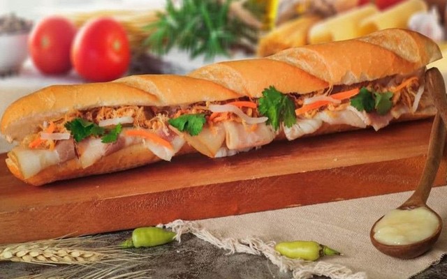 Bánh Mì Cô Lan - 92 Nghĩa Lộ