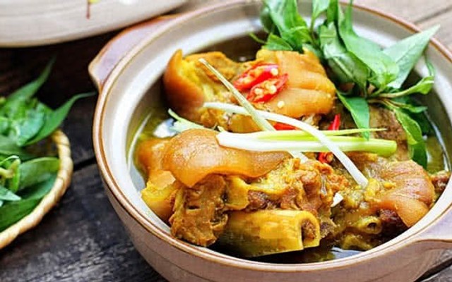Cơm Ông Hà - Cơm Giò Heo Giả Cầy - 247A Dương Đình Hội