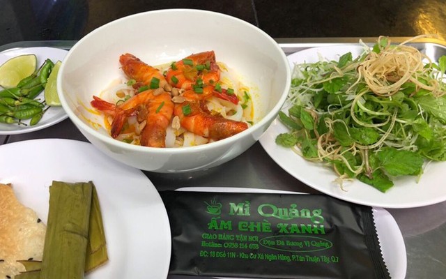 Mì Quảng Ấm Chè Xanh - Lũy Bán Bích