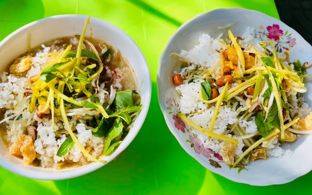 Cơm Hến O Gái - Nguyễn Văn Huyên