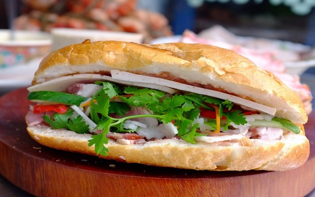Xôi, Bánh Mì & Phở Cô The - Định Công