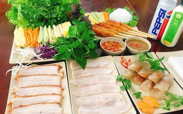 Món Ngon Vị Quảng - Bún Bò, Mỳ Quảng & Bánh Tráng Cuốn Thịt Heo - Láng Hạ