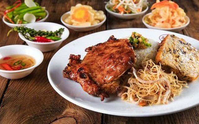 Cơm Tấm 38 - Vạn Xuân