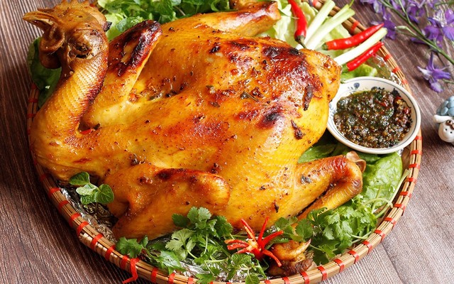 Diễm Quỳnh Gà Nướng - D4 Bình Khánh