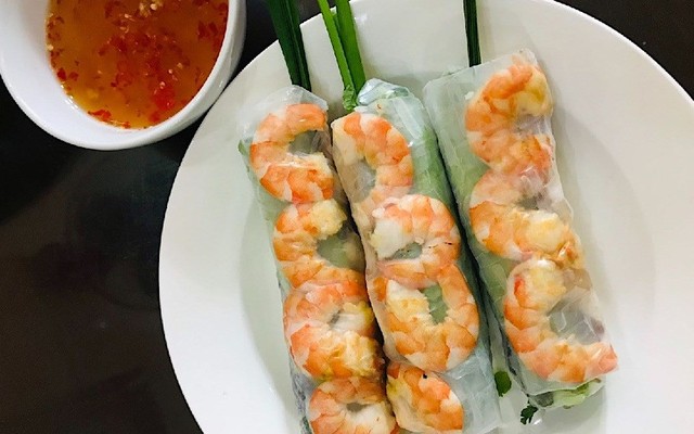 Ăn Vặt Muội Muội - Gỏi Cuốn & Bò Bía - Đường 24