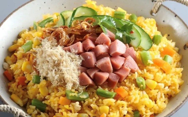 Cơm Ngon Gia Đình - Nguyễn Văn Cừ